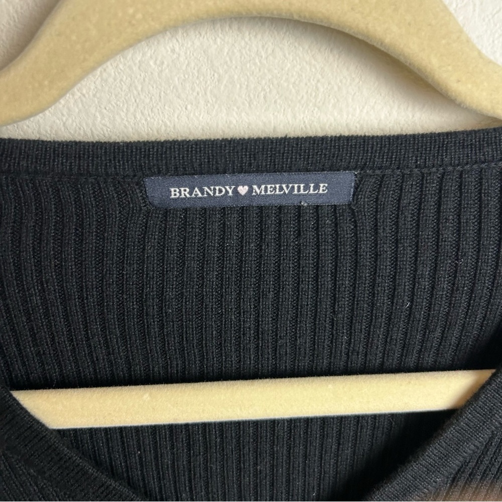 Brandy Melville Shannon cotton ribbed knit cropped sweater black size: O/S - Picture 5 of 9
